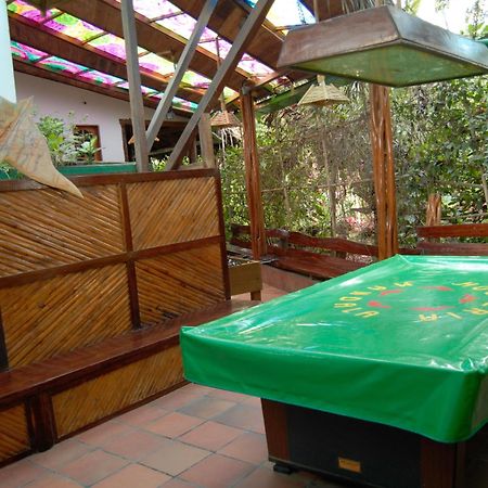 Hosteria Mandala ปูแอร์โตโลเปซ ภายนอก รูปภาพ