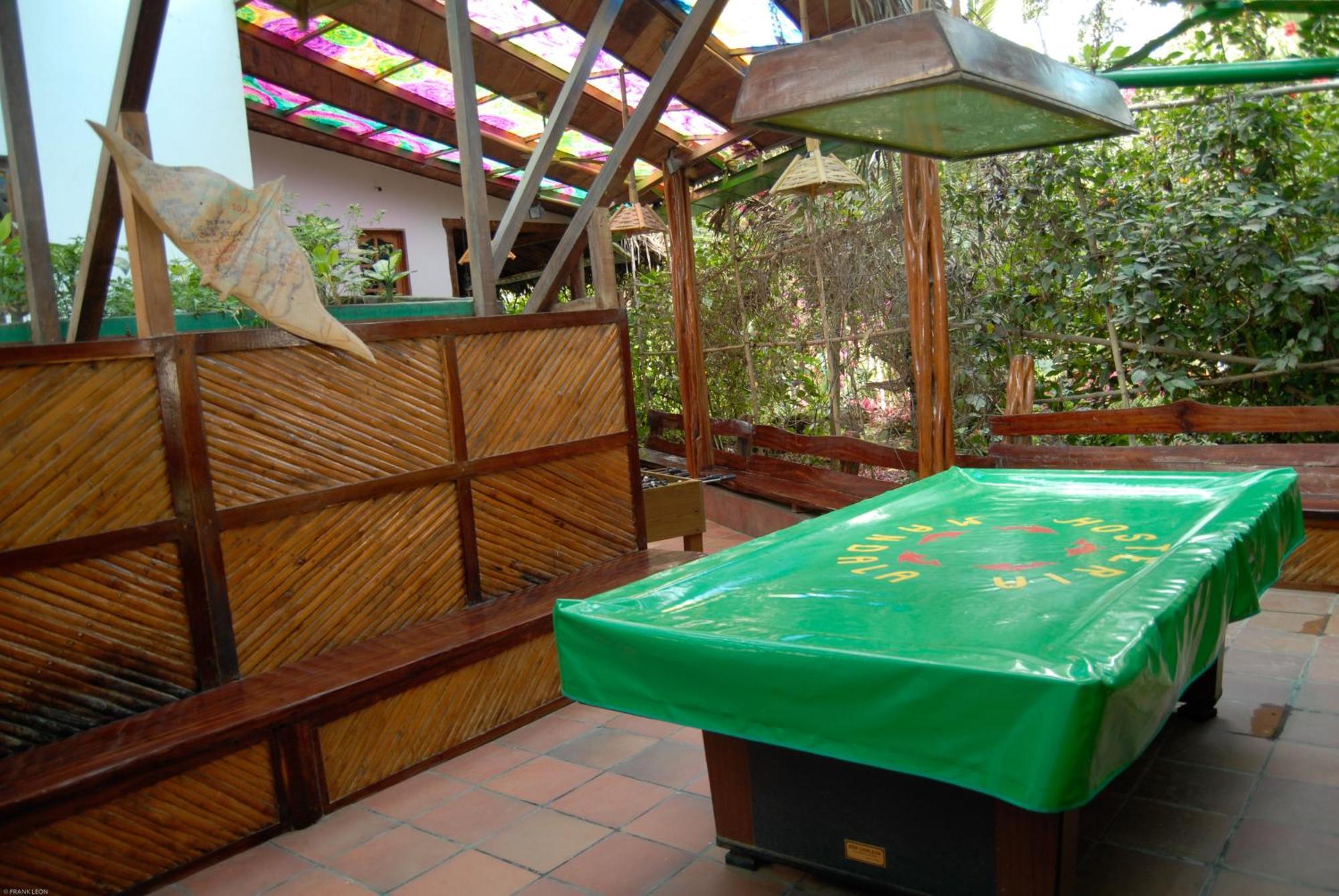 Hosteria Mandala ปูแอร์โตโลเปซ ภายนอก รูปภาพ