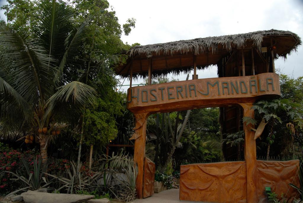 Hosteria Mandala ปูแอร์โตโลเปซ ภายนอก รูปภาพ