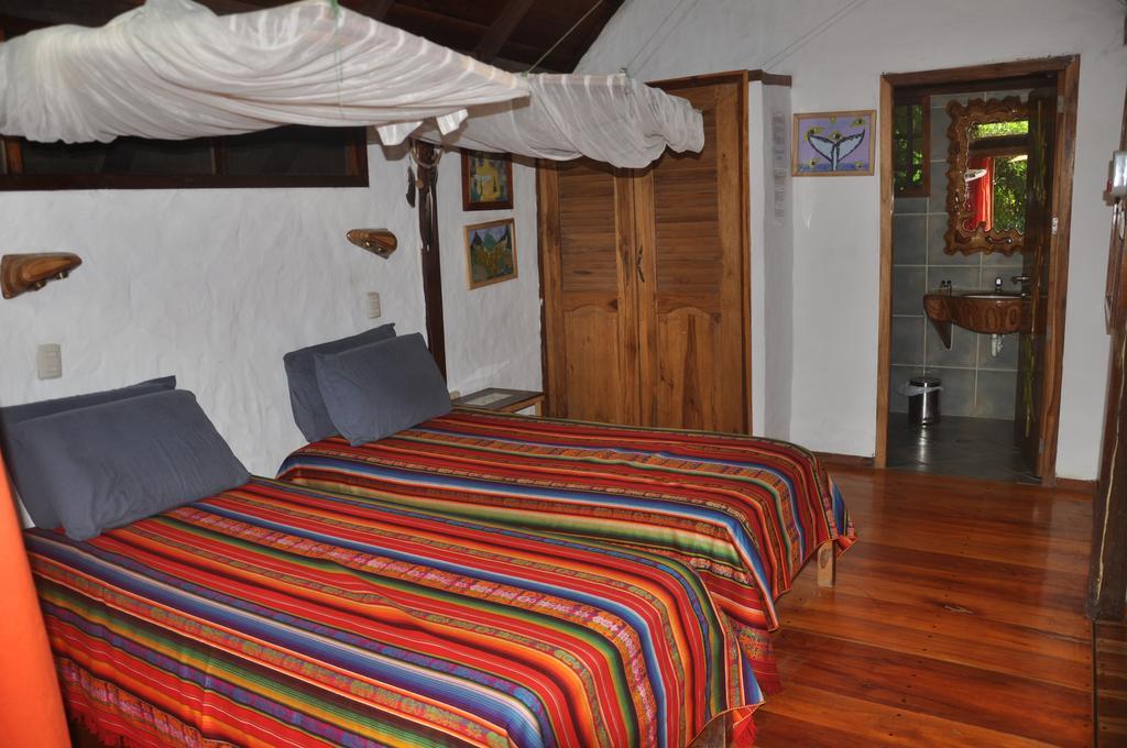 Hosteria Mandala ปูแอร์โตโลเปซ ภายนอก รูปภาพ
