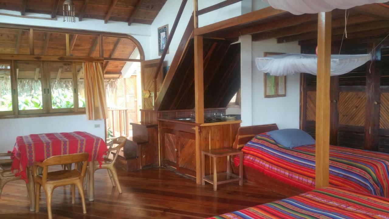 Hosteria Mandala ปูแอร์โตโลเปซ ภายนอก รูปภาพ